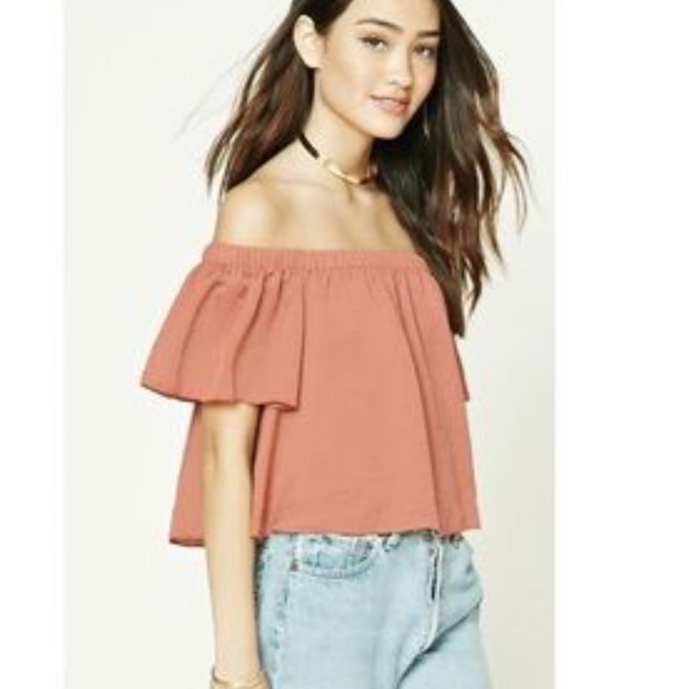 ❗3/$20 Forever 21 Blush Satin Off-The-Shoulder Top